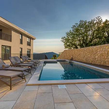 Vinodol Hilltop 21 * Брибир