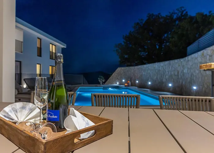 Villa Vinodol Hilltop 21 *